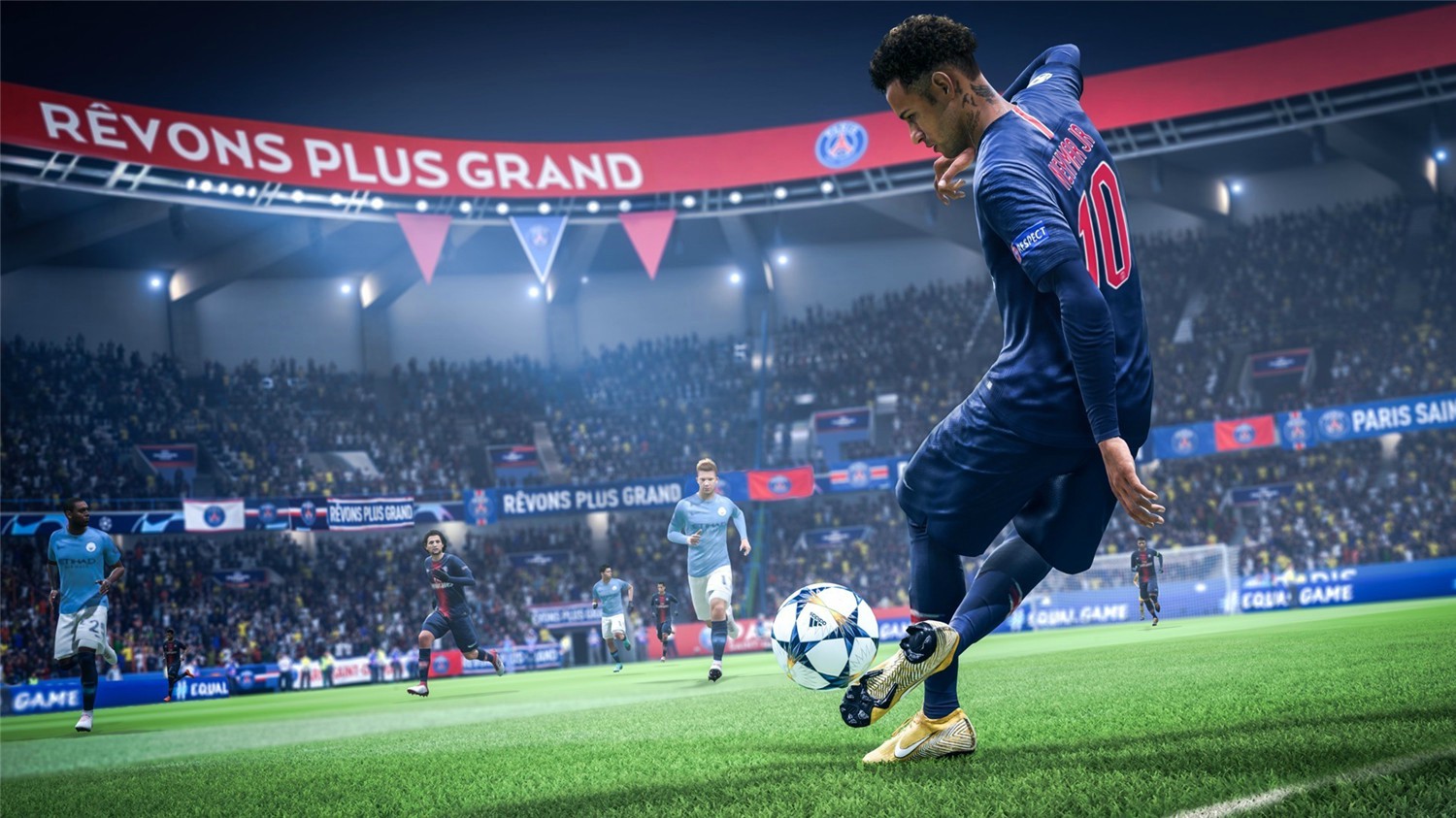 FIFA19/18/17/15/14/13/12/11/10 游戏截图 5