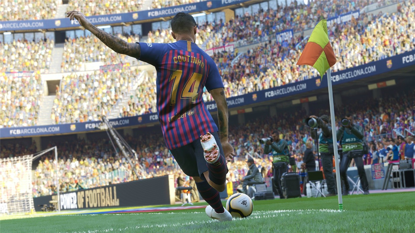 实况足球2019/Pro Evolution Soccer 2019/附2018 游戏截图 3