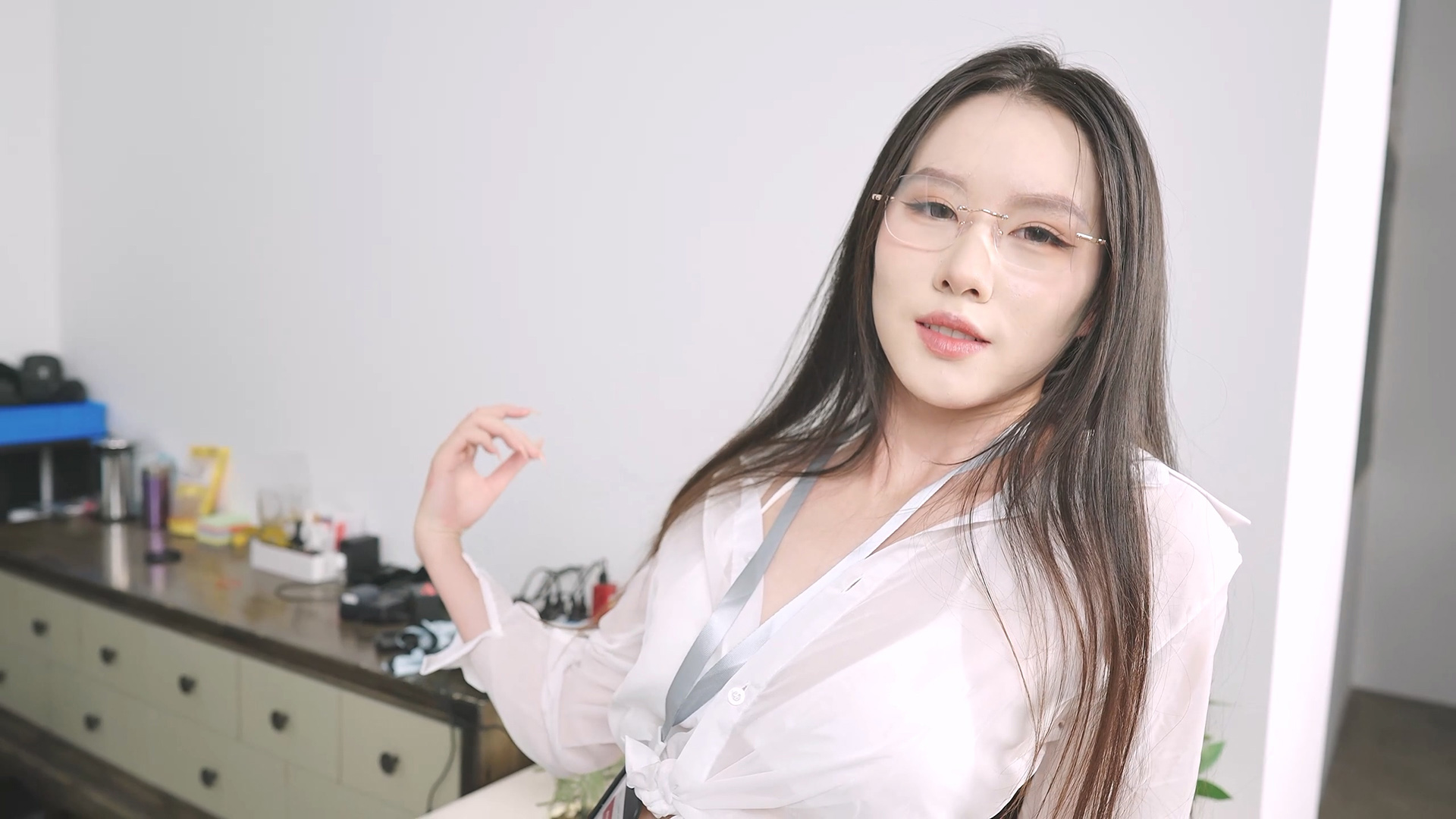总裁和女高管/The Beauty and the CEO 游戏截图 3